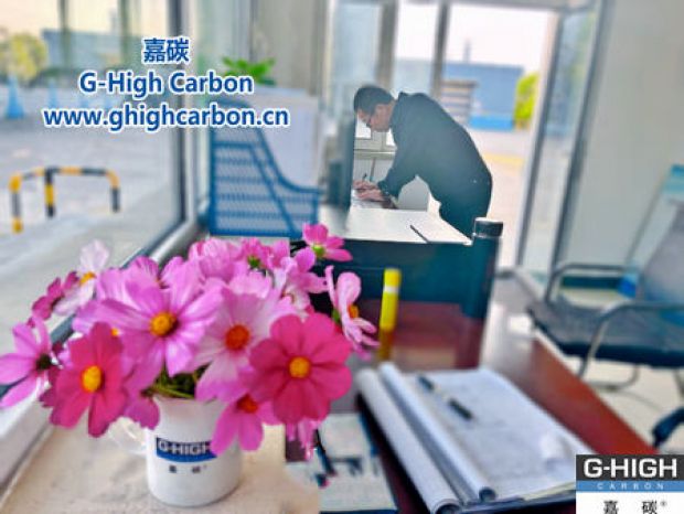 嘉碳員工巧手布置，辦公環(huán)境煥發(fā)新生